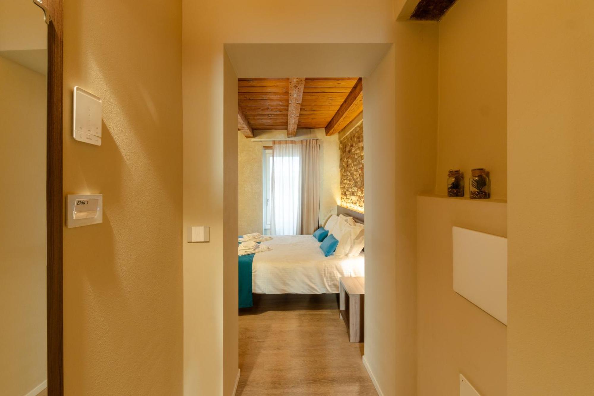 La Casa In Paese Hotel Peschiera del Garda Buitenkant foto
