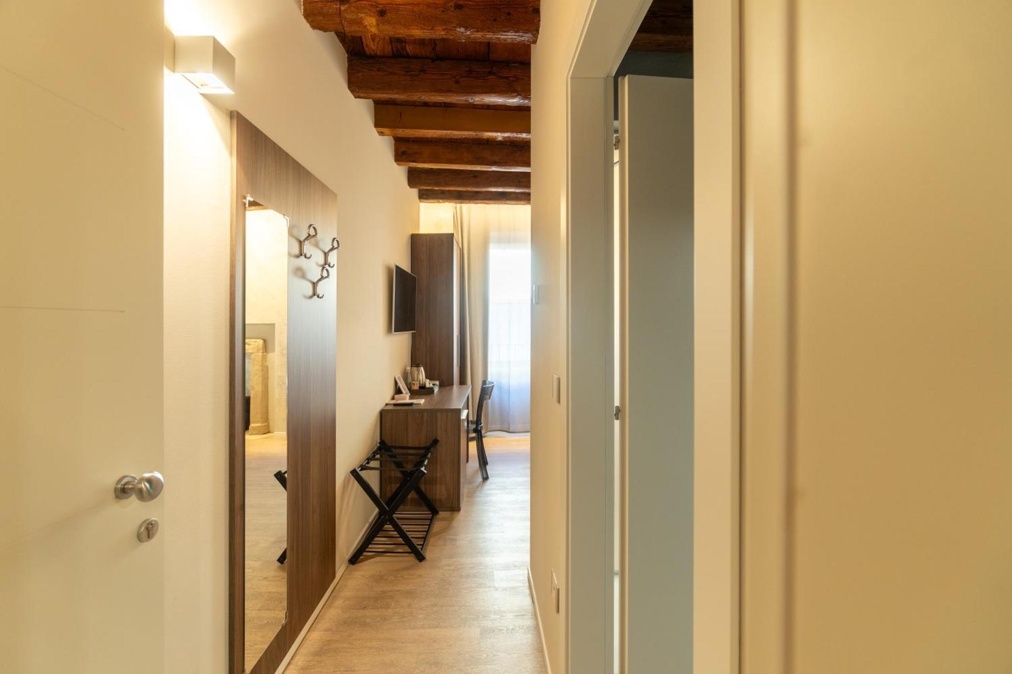 La Casa In Paese Hotel Peschiera del Garda Buitenkant foto