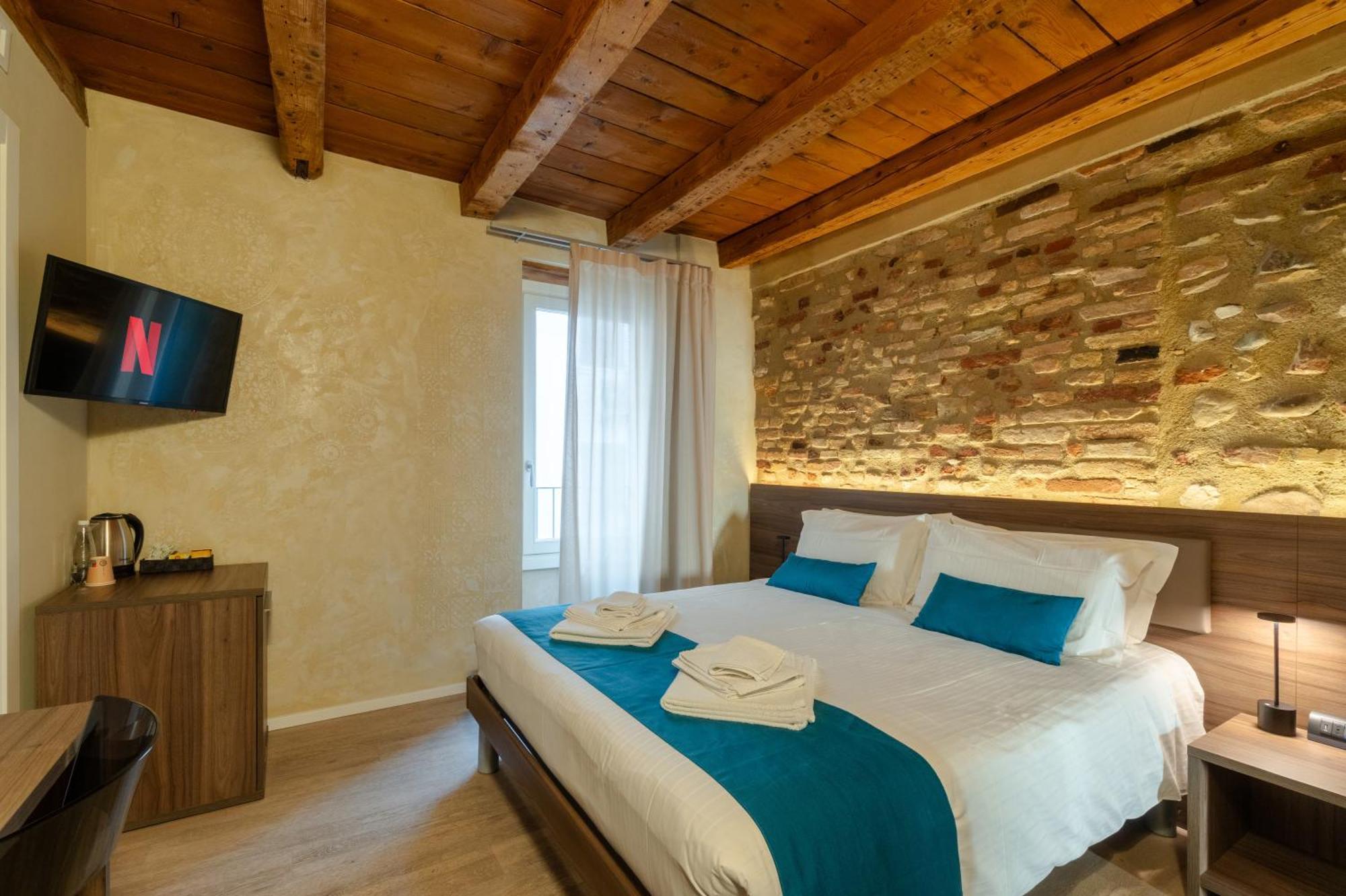 La Casa In Paese Hotel Peschiera del Garda Buitenkant foto